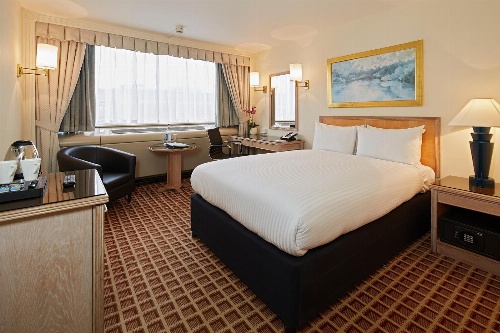 Copthorne Tara Hotel London Kensington image 4